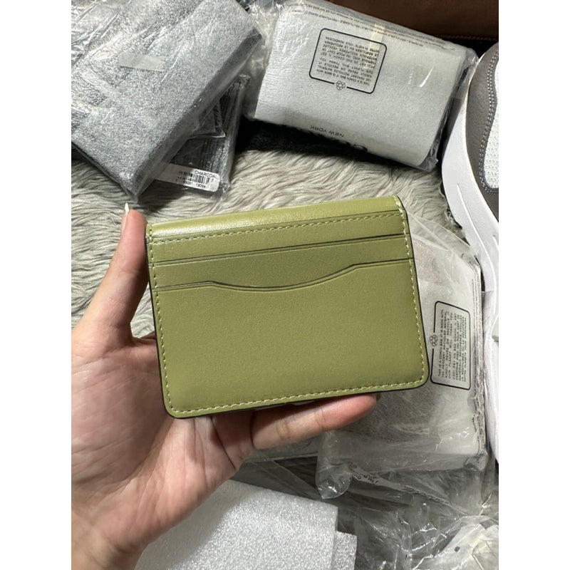 AUTHENTIC/ORIGINAL Coach Retail Bandit Card Case Small Flap Wallet in Brown and Green
