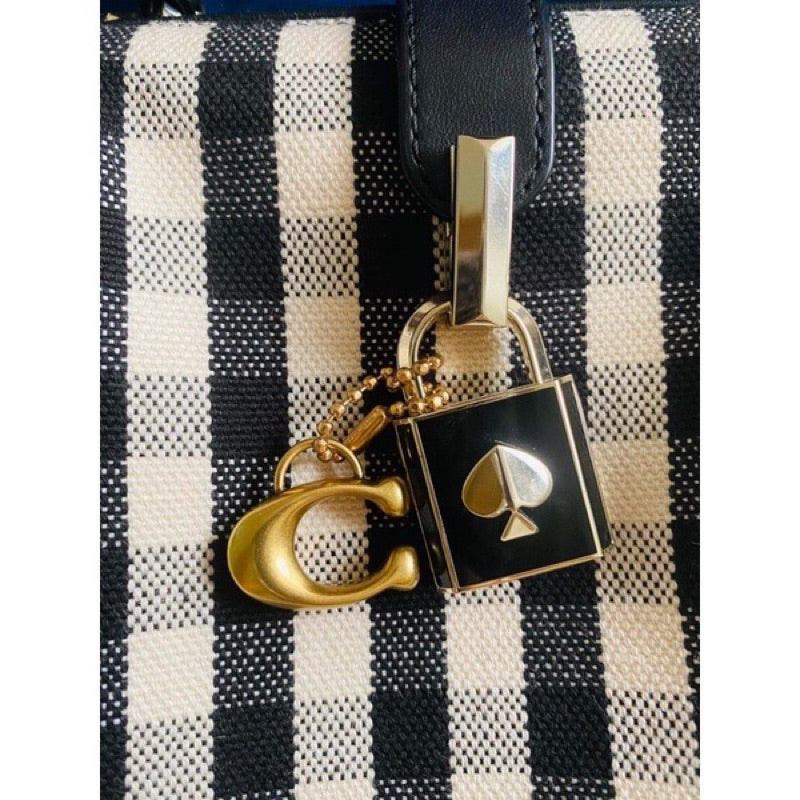 AUTHENTIC/ORIGINAL Coach Hangtag Gold Bag Keychain Charm