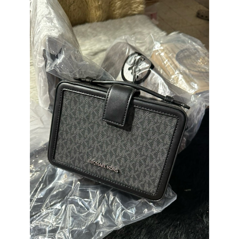 AUTHENTIC/ORIGINAL Michael K0rs MK Cooper Black Lunch Box Top Handle Crossbody Men's Bag