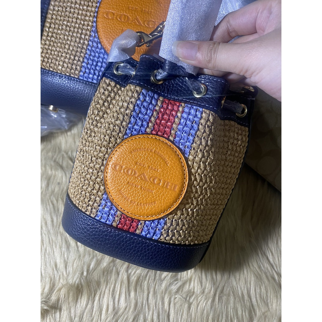 SALE! ❤️ AUTHENTIC/ORIGINAL COACH Mini Dempsey Bucket Bag With Coach Patch in GOLD/NATURAL MULTI