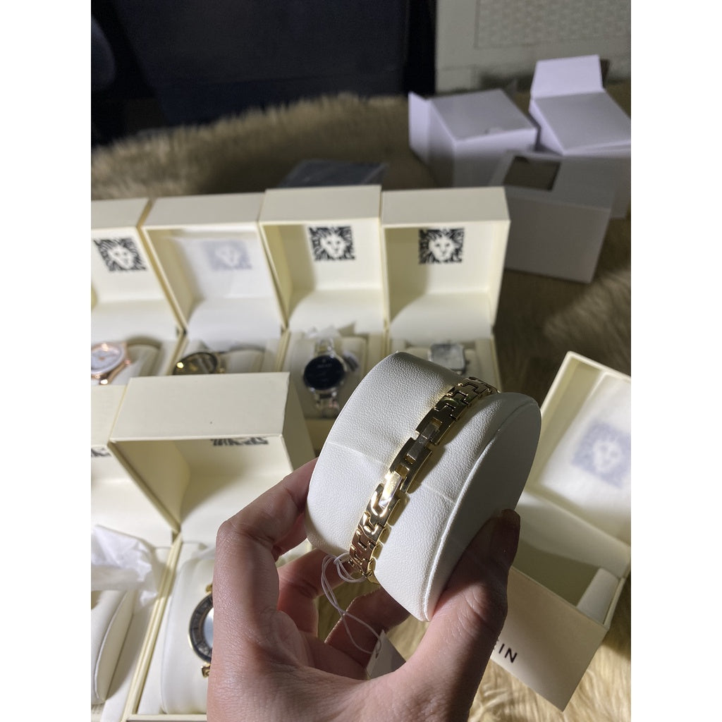 AUTHENTIC/ORIGINAL Anne Klein Women's Genuine Diamond Dial Bangle Watch AK/2626PKGB