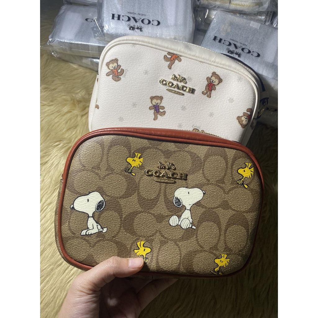 AUTHENTIC/ORIGINAL Coach X Peanuts Mini Jamie Camera Bag In Signature Canvas With Snoopy Woodstock P